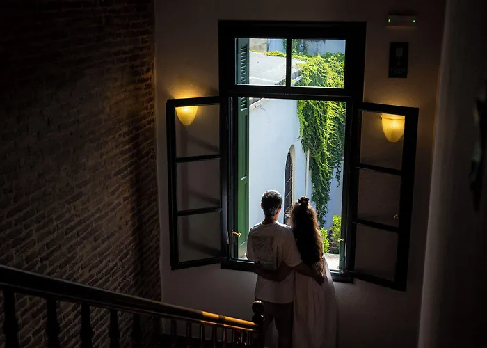 Sundial Bed & Breakfast 4*