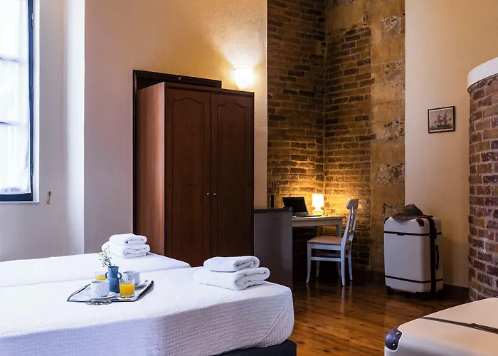 Sundial Bed & Breakfast 4*