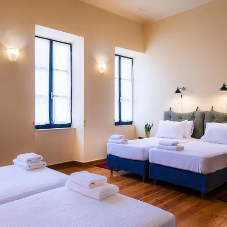 Sundial Bed & Breakfast 4*
