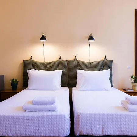 ベッド・アンド・ブレックファスト Sundial 4*